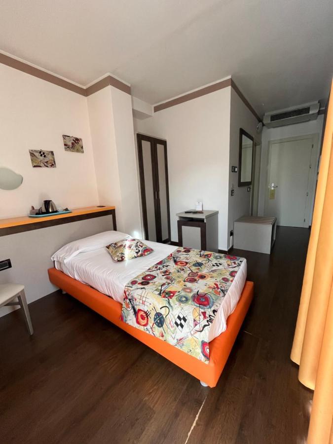 Hotel Lago Di Como Колико Экстерьер фото