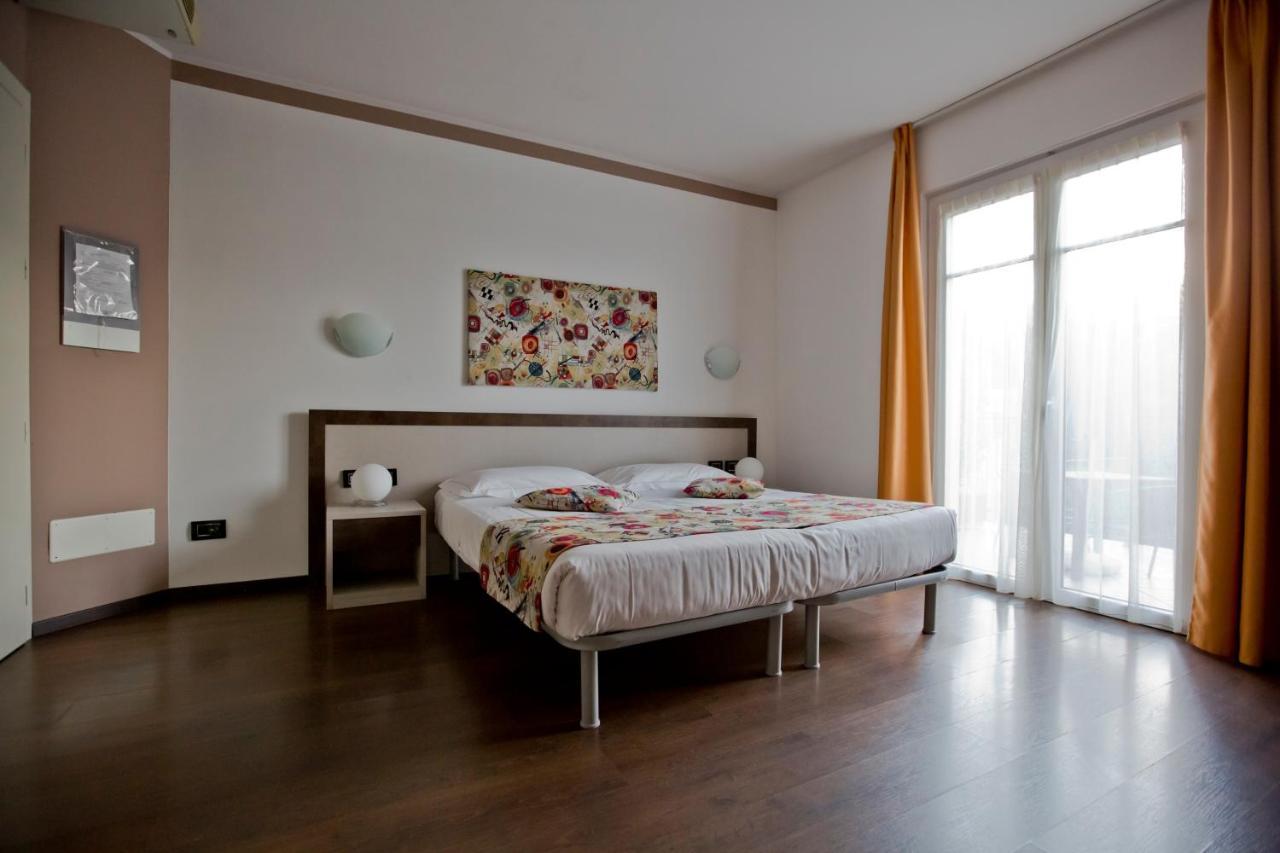 Hotel Lago Di Como Колико Экстерьер фото