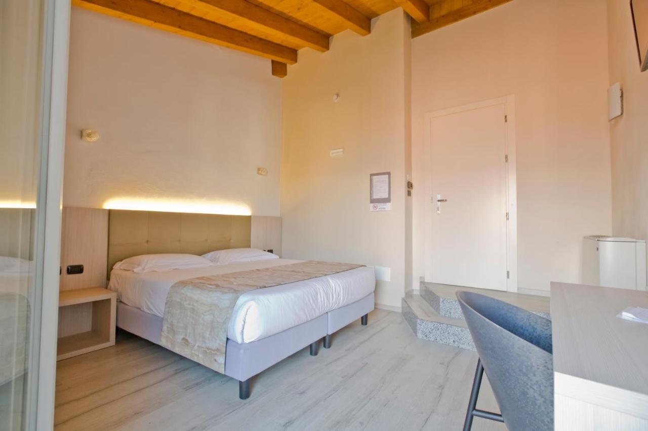 Hotel Lago Di Como Колико Экстерьер фото