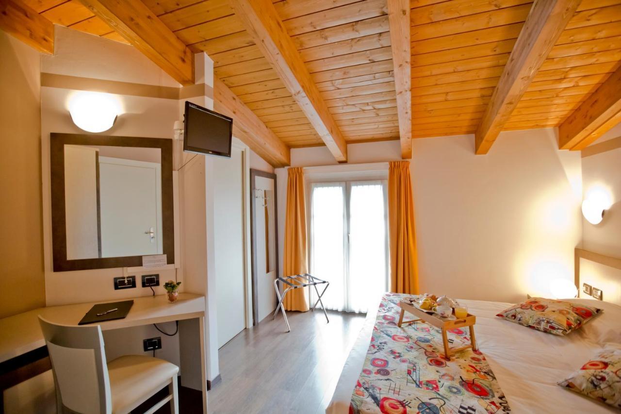 Hotel Lago Di Como Колико Экстерьер фото