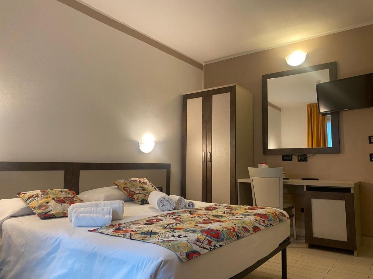Hotel Lago Di Como Колико Экстерьер фото